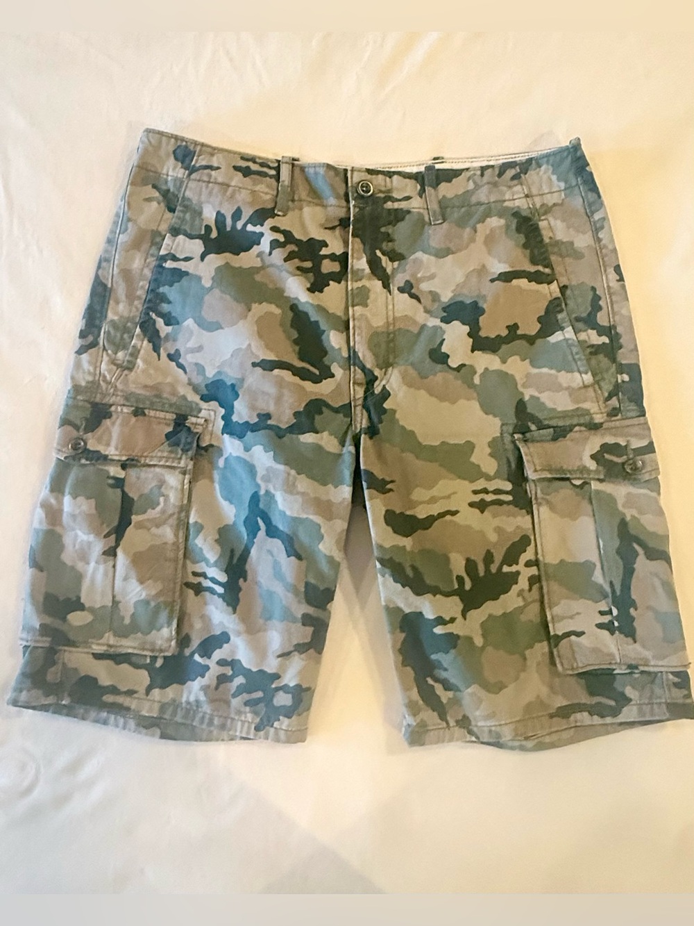 Levi's Men's Camo Cargo Shorts - Green & Tan
